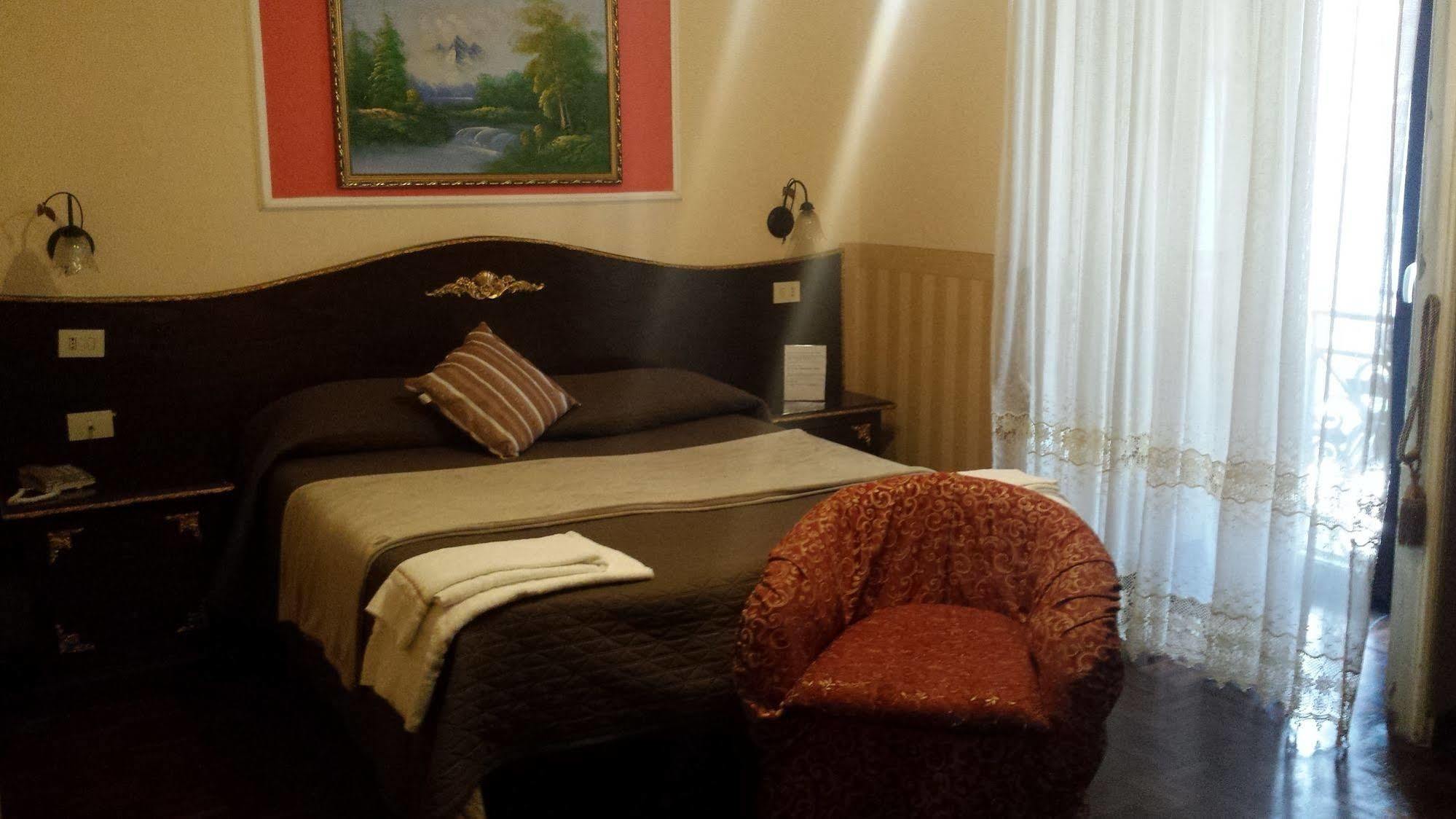 Bed & Breakfast Napoli Centrale Dış mekan fotoğraf