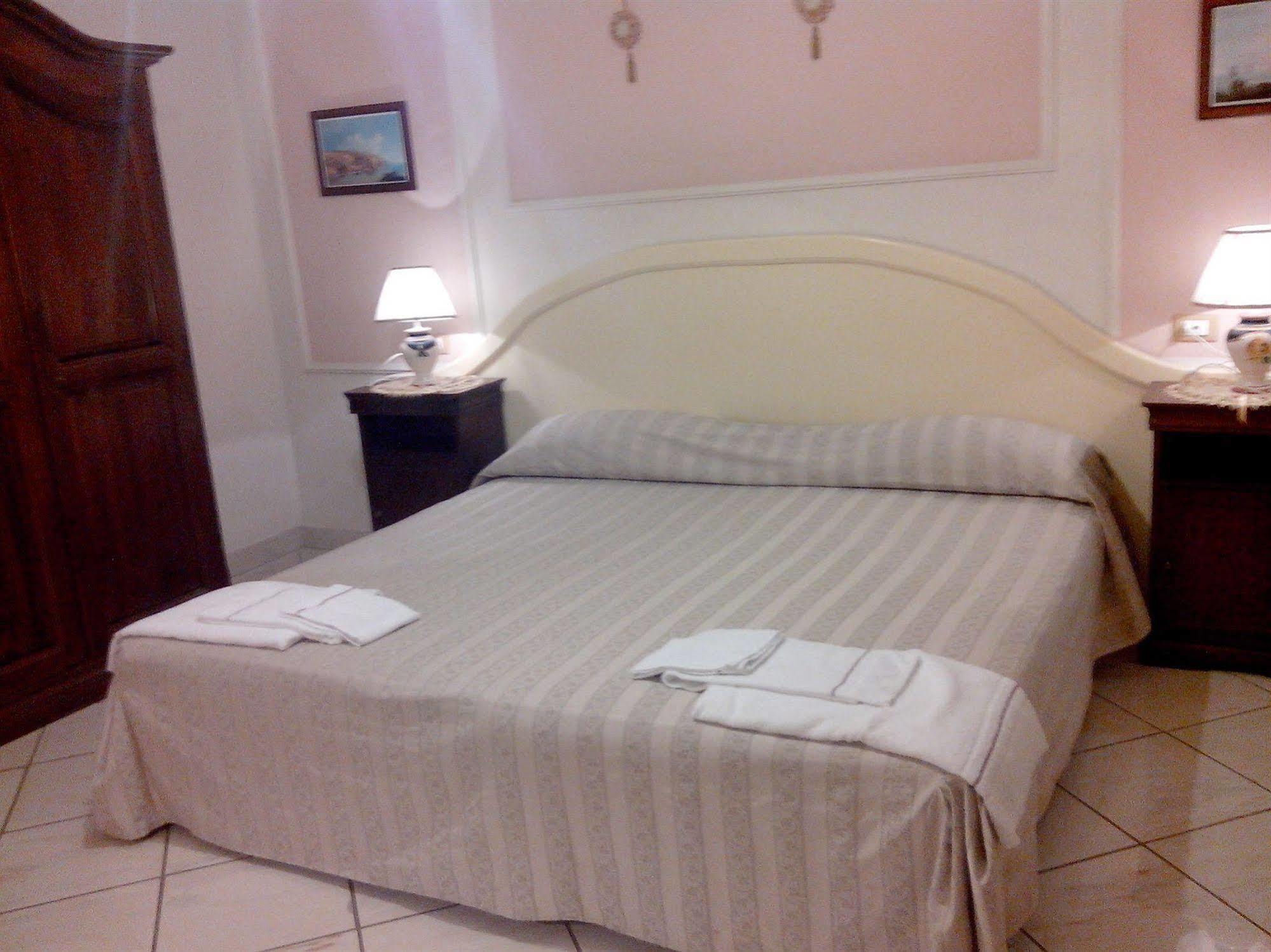 Bed & Breakfast Napoli Centrale Dış mekan fotoğraf